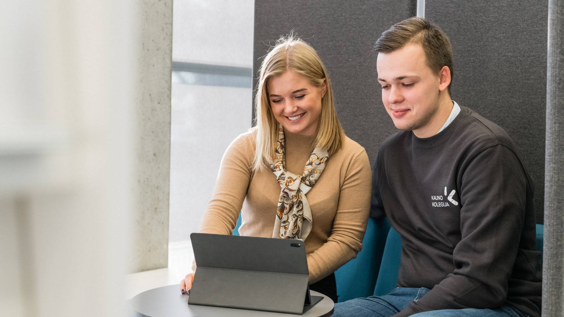 Kvietimo-studijuoti-paskelbimas